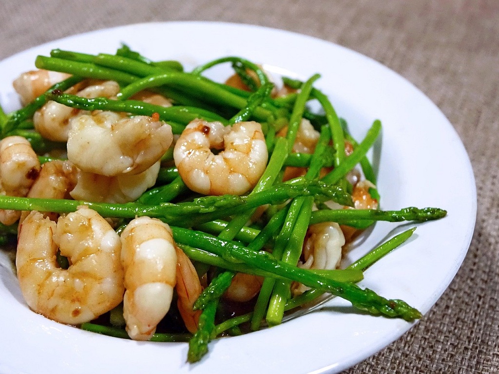 shrimps with asparagus