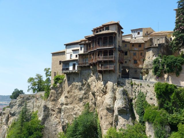 Cuenca and the breathtaking old building in the edge of the cliff