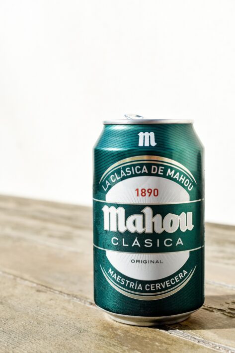 Mahou - Today we toast with the authentic beer flavor of a Mahou 0